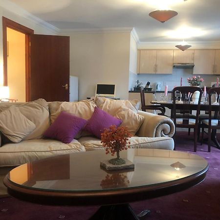 Executive Serviced Apartments 2 Forfar Buitenkant foto