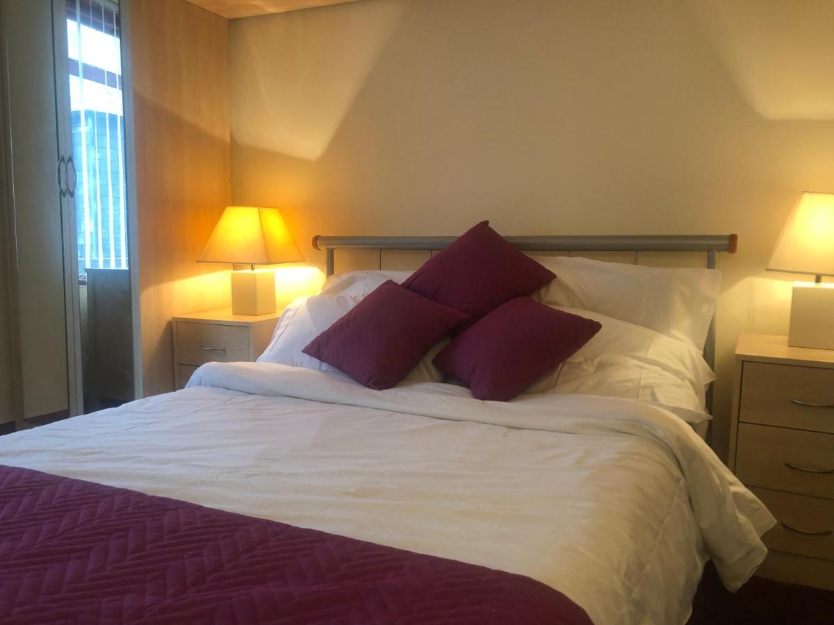 Executive Serviced Apartments 2 Forfar Buitenkant foto